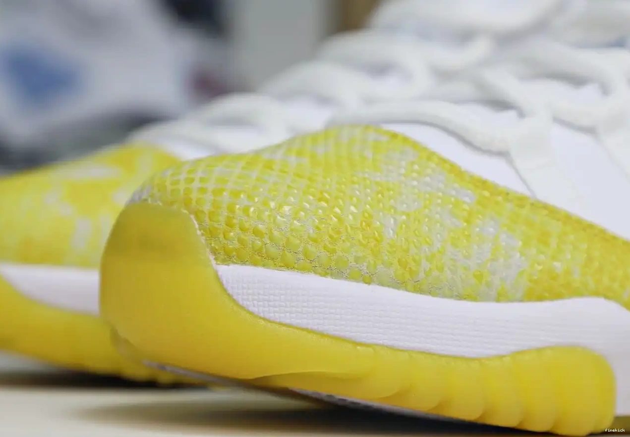 11 Jordan Air Low